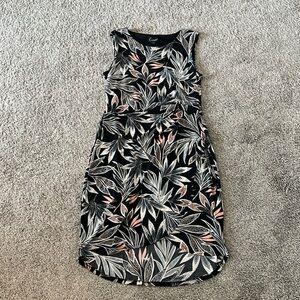 Connected Apparel dress great for work or play